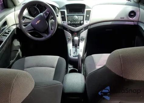 2015 Chevrolet Cruze Ls z USA, uszkodzony, nr VIN 1G1PA5SH5F7247714